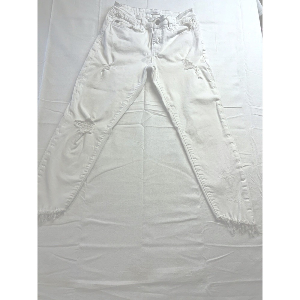 KanCan Women's White Jeans Size 7/27